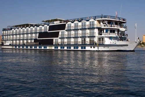 DELUXE NILE CRUISE FROM ASWAN TO LUXOR 4 DAYS 3 NIGHTS